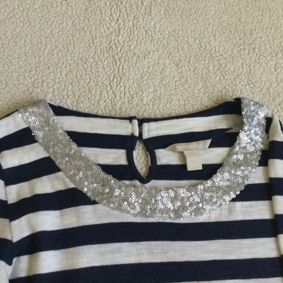 Banana Republic Sequin Collar Striped Tee Navy Blue White - Size Medium - Picture 9 of 13